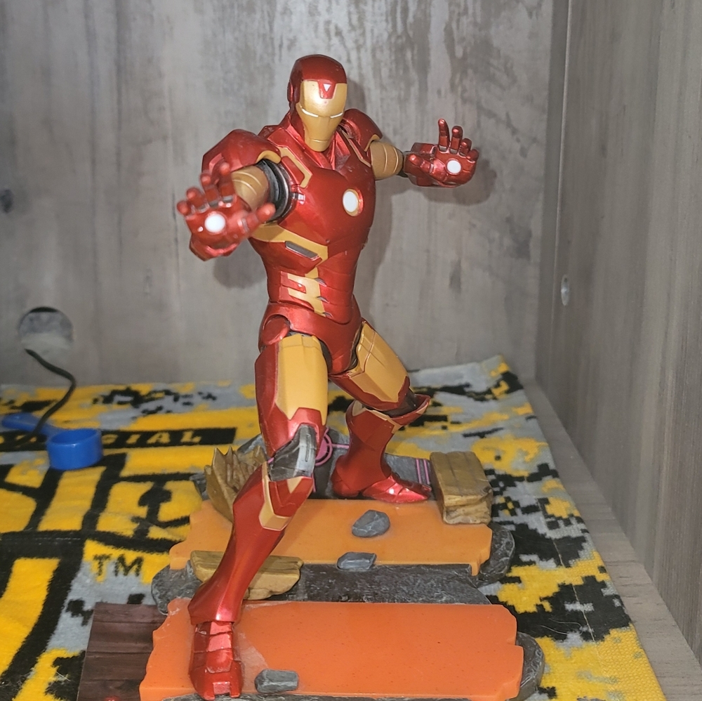 Collector's Edition IronMan Statue